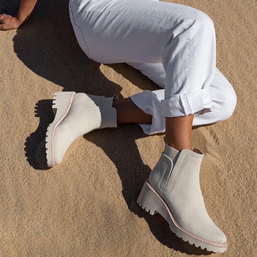 $150 Dolve Vita Sandstone Huey Ankle Bootie Combat Lug Sole wedge women size 8